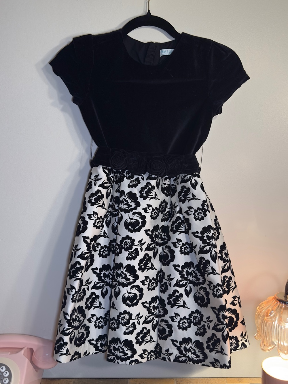 Abel & Lula Girls Black Velvet Floral Brocade Party Dress 10⁠